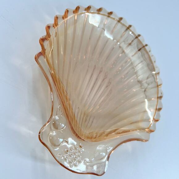 Vintage Marigold Carnival Glass Shell Trinket Soap Dish - Picture 3 of 5